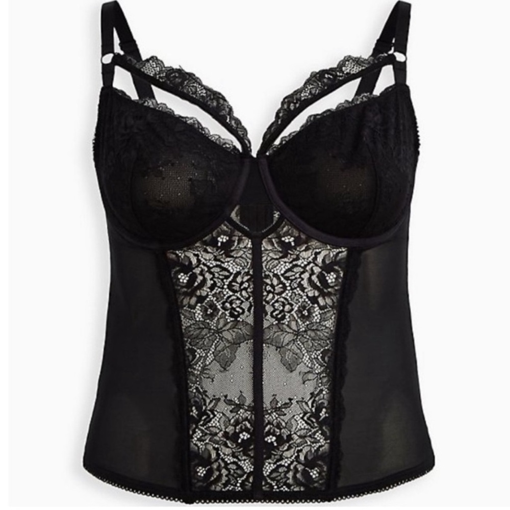 Torrid Strappy Underwire Lace Bustier!
NWT! Sizes 1X & 3X, Only!